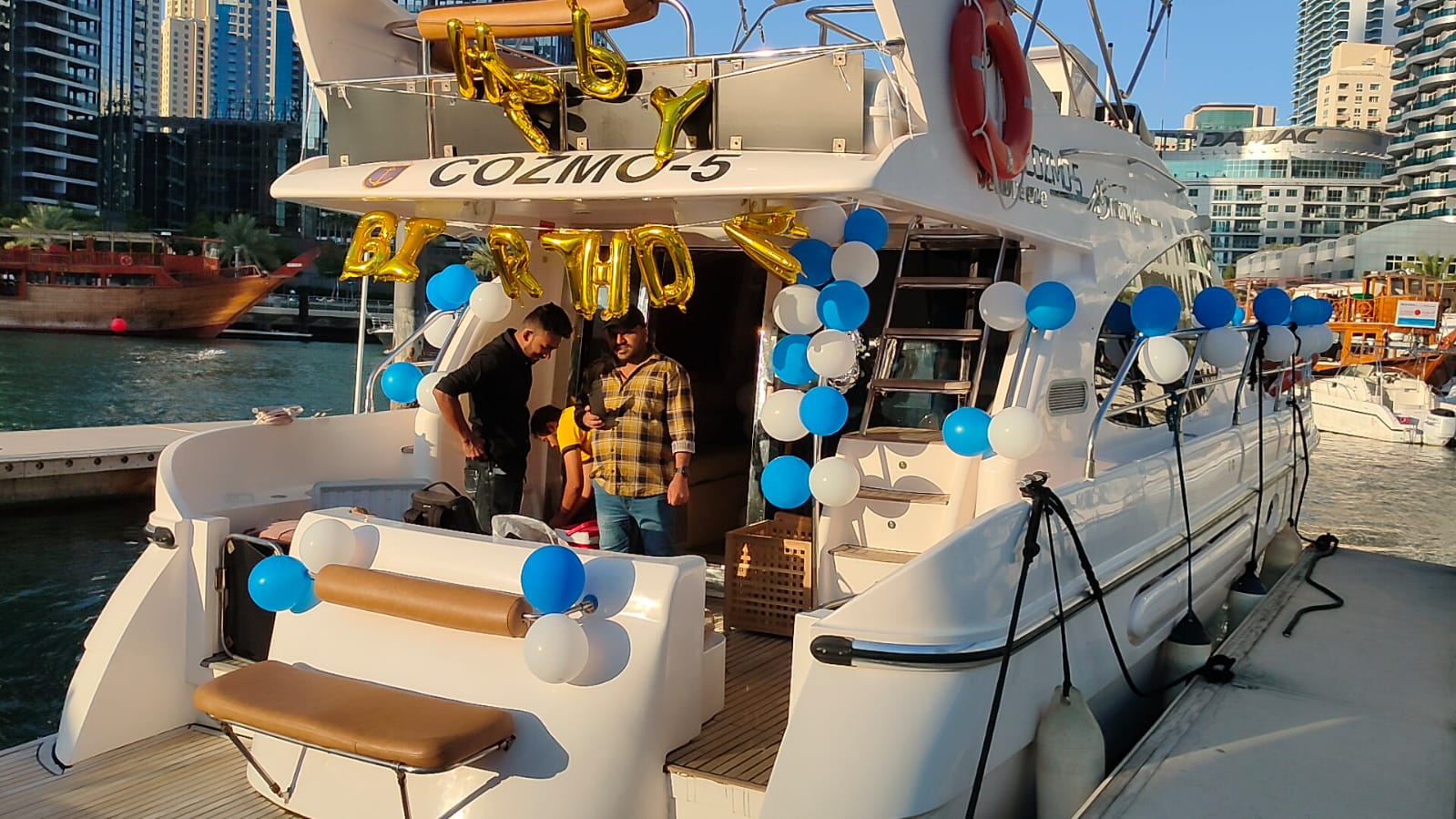 Yacht party 2